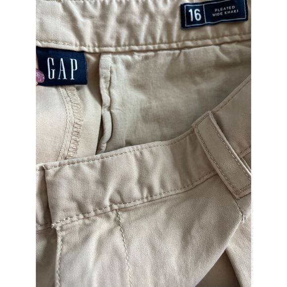 GAP Plus Size High Rise Pleated Wide Leg Khakis with Washwell Size 16 - Picture 5 of 12